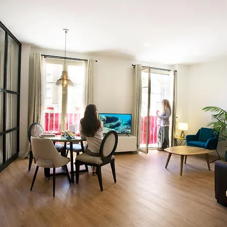 Graffiti Apartment